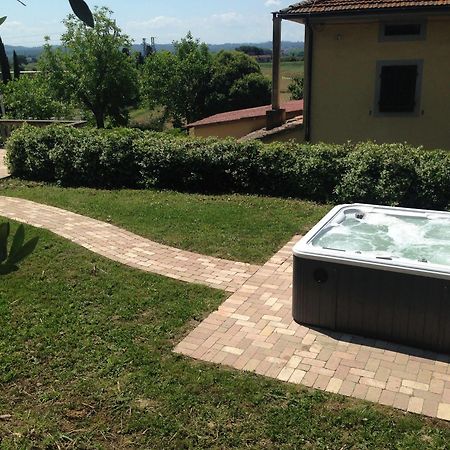 Podere Di Valli Санта-Мария-а-Монте Экстерьер фото